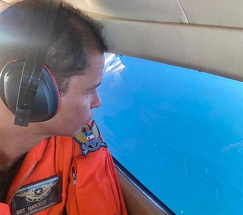 Buscas aéreas tentam localizar pescador que caiu de barco em Jequiá da Praia no fim de semana