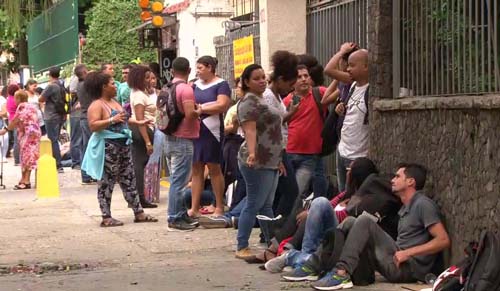 5,2 milhões de desempregados procuram trabalho há mais de 1 ano, aponta IBGE