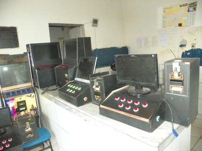 Polícia apreende cinco máquinas caça-níqueis em Delmiro Gouveia