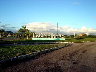 Homens batem à porta pedindo água, invadem residência e matam casal a tiros 