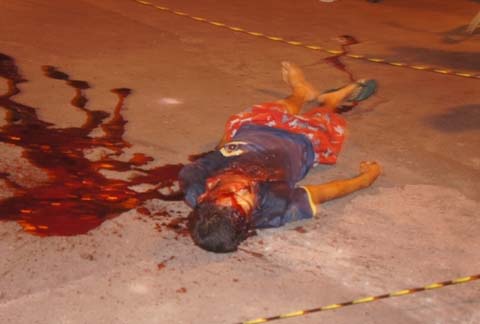 Homem é morto após receber pauladas e pedradas na cabeça