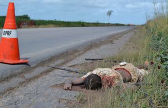Corpo crivado de balas é encontrado as margens da BR 101