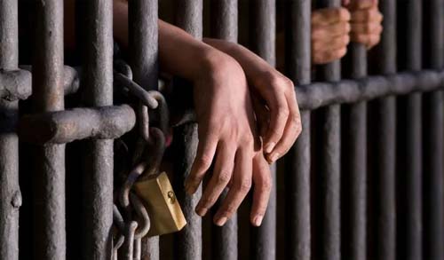 Foragido por matar pai e filho em Canapi é preso em MG ao ser flagrado dirigindo com carteira comprada na internet