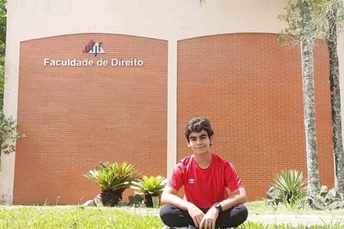 Brasileiro de 16 anos é reconhecido como um dos jovens mais inteligentes do mundo