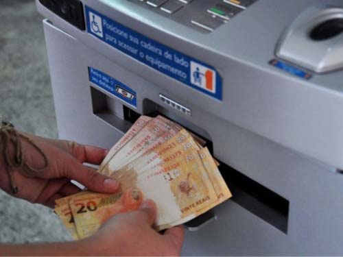 Segunda-faixa salarial para servidores do Estado será paga na segunda-feira (11)