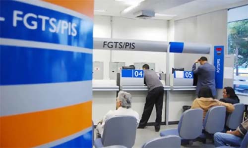 Caixa libera abono salarial para trabalhadores nascidos em novembro e dezembro
