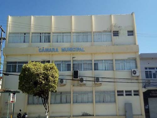 Comissão Processante realiza oitivas com empresários contratados pela Prefeitura de Delmiro Gouveia