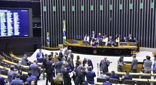 Câmara tem concurso público com salários de até R$ 34,8 mil; veja essas e outras vagas