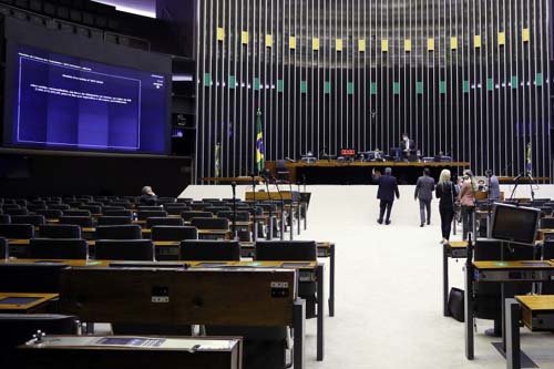 Câmara pode votar na semana que vem modificações no Código de Trânsito  Fonte: Agência Câmara de Notícias