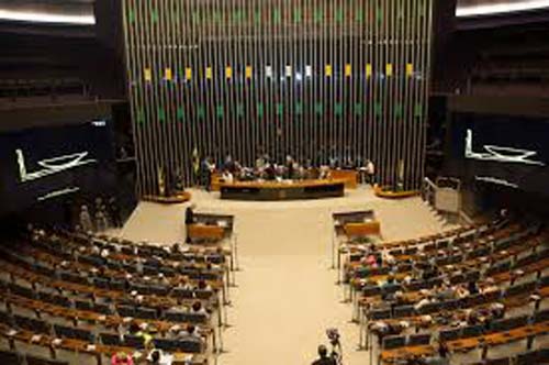 Frente emite nota contra a Reforma da Previdência em tramitação no Congresso