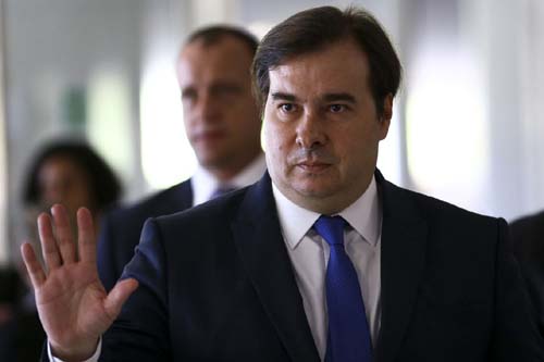 Relatório da reforma da Previdência não deve incluir estados, diz Maia