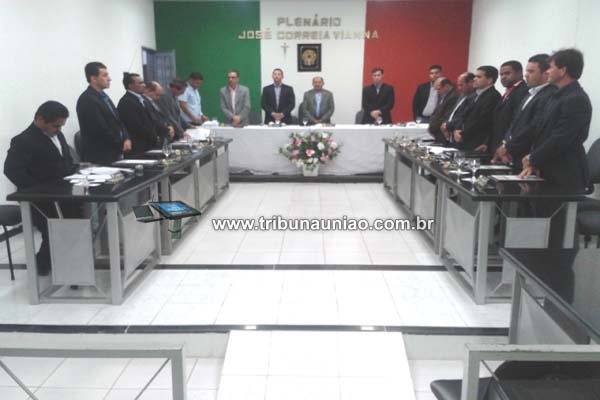 Prefeito veta Projeto de pinturas de prédios públicos em União