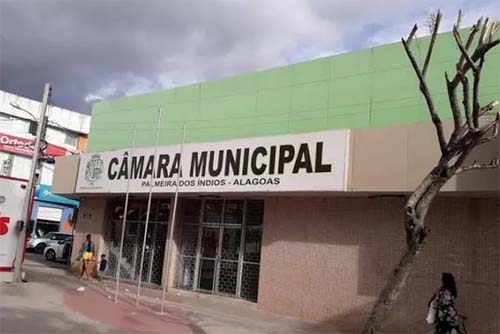 Câmara de Palmeira dos Índios propõe limitar número e salário de assessores parlamentares