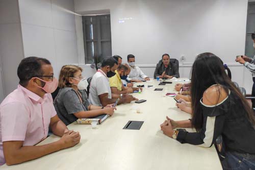 13° salário dos servidores públicos municipais de Maceió continua suspenso