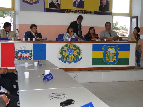 Sec. de Saúde de Viçosa presta contas de sua pasta na Câmara