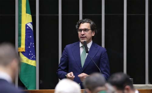 Câmara aprova aumento no número de deputados federais para 531 a partir de 2027