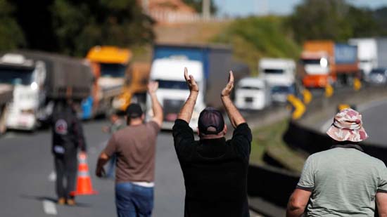 Caminhoneiros recuam e dizem que não haverá protesto na quarta-feira