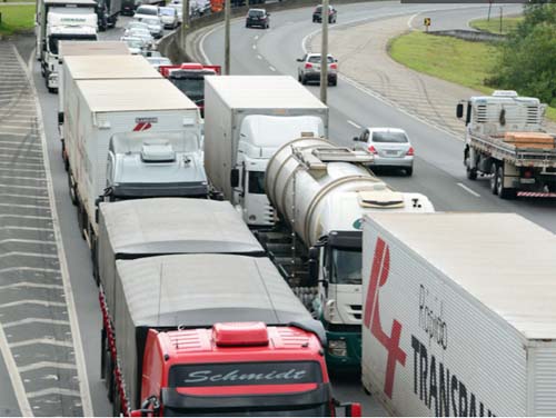 Governo reajusta tabelas com preços mínimos de frete rodoviário em 4,13%