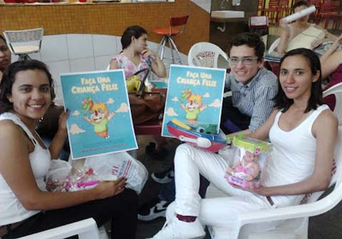 Jornalista promove o Projeto Faça Uma Criança Feliz no dia das crianças em União dos Palmares