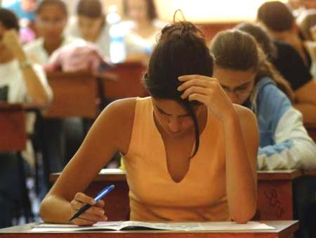 Gabaritos do Enem podem sair hoje; entenda como a nota é calculada