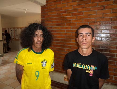 PELOPES prende dupla com arma e drogas na periferia de União na manhã desta terça feira