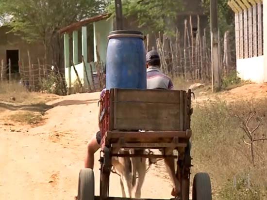 200 mil pessoas em AL vivem com menos da média de água do que o recomendado 