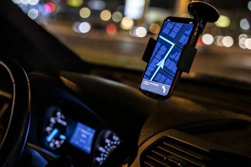Câmara dos Deputados discute regulamentação do trabalho de motoristas de aplicativos em comissão geral; votação prevista para 12 de junho.