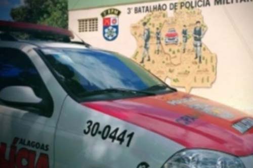 Homem tenta matar o próprio irmão e acaba detido no bairro Canafístula, em Arapiraca