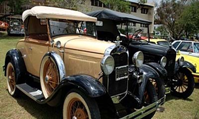 Gravatá sedia 8º Encontro de Automóveis Antigos