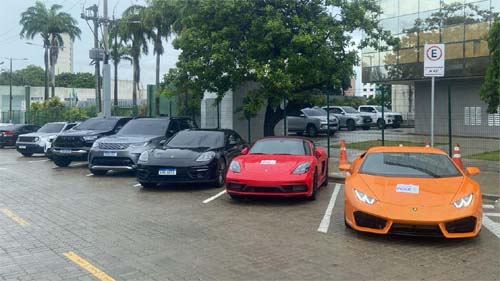 Lamborghini, Porsche e lancha: quadrilha luxava com esquema de pirâmide e golpes no CE