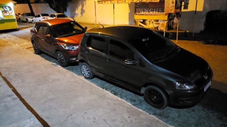 PRF prende motoristas e recupera dois veículos roubados na BR-104, em Rio Largo