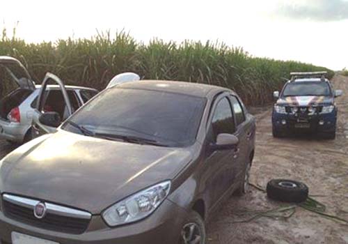 PRF prende três suspeitos de assaltos em São Miguel dos Campos