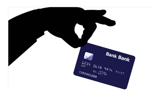 Anúncio de cartão de crédito black é a nova isca para golpes na internet