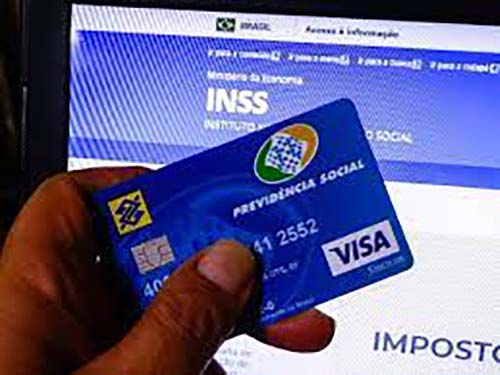 INSS faz revisão de 200 mil benefícios liberados durante pandemia