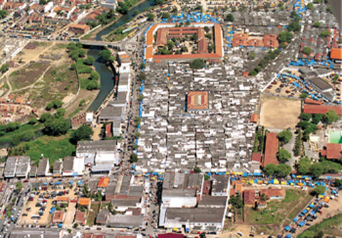 Feira da Sulanca tem tumulto e boato de arrastão