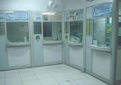 Assaltantes roubam R$ 300 mil de lotérica do shopping