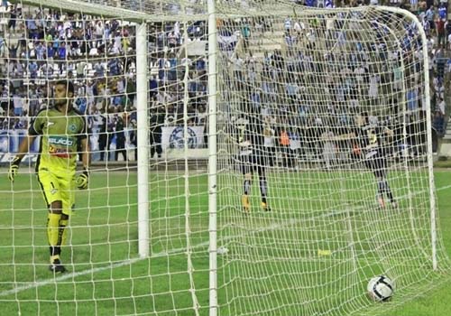 CSA goleia o União por 3 a 0 e assume vice-liderança do Alagoano