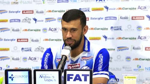 CSA TEM TRÊS PENDURADOS PARA ENFRENTAR O CORINTHIANS; CASTÁN E NALDO VOLTAM APÓS SUSPENSÃO