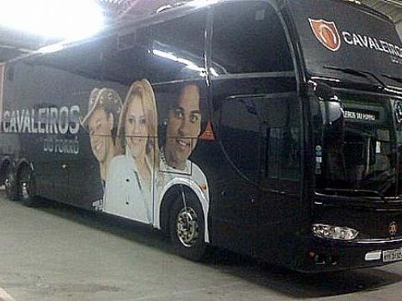 Bandidos assaltam ônibus da Banda Cavaleiros do Forró em Alagoas