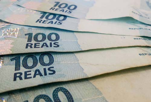 Economia brasileira mostra tendência de recuperação e PIB acumula alta de 1% no ano