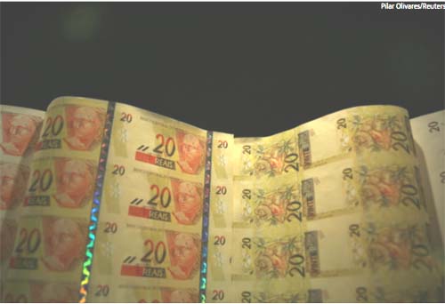 Arrecadação federal cresce 18,5% em março e é recorde para o mês, diz Receita