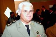 Polícia