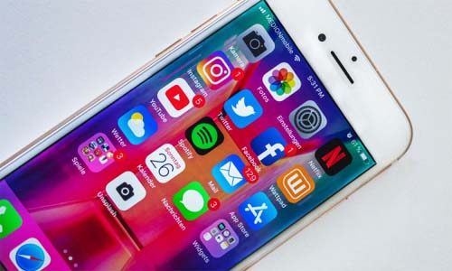 Conheça os perigos de expor a sua vida nas redes sociais