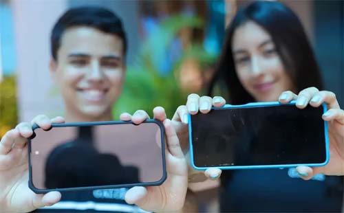 Proibição de celular nas escolas: um passo importante, mas não suficiente