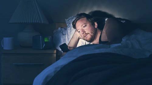 Mau uso do celular prejudica a saúde