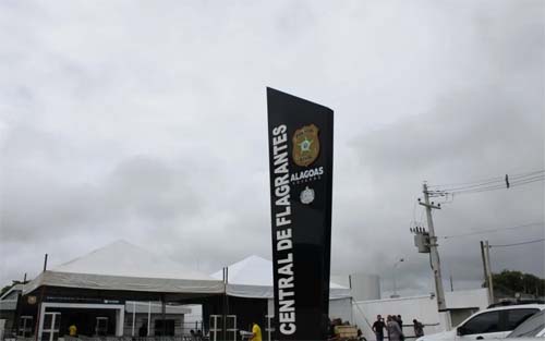 Quadrilha de furto é presa com R$3 milhões em mercadorias no centro de Maceió. Suspeitos são de Sergipe e Bahia