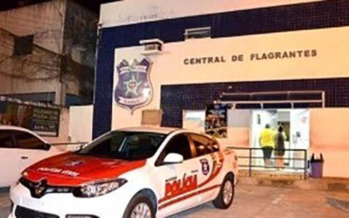 Mulher é agredida por vizinho com socos no rosto na Santa Mélia