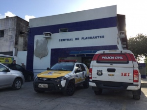 Moradores agridem homem que tentou estuprar mulher e criança de 2 anos em Maceió