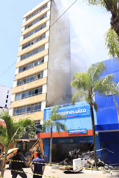 Centro Comercial de Maceió: Um Potencial Perigo de Incêndios