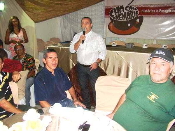 Segunda Edição do 'Chá de Memória' emociona presentes e homenageados